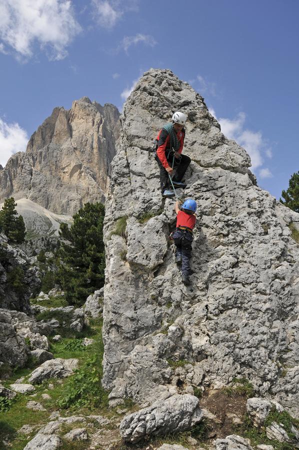 Garni Waltoy Hotel Selva di Val Gardena Exterior photo